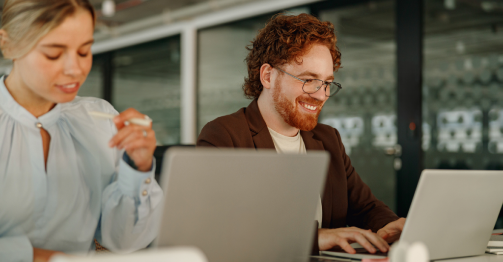 CCSG illustration of debt collection models, highlighting the differences between a broad generalist approach and a specialised contingency strategy.